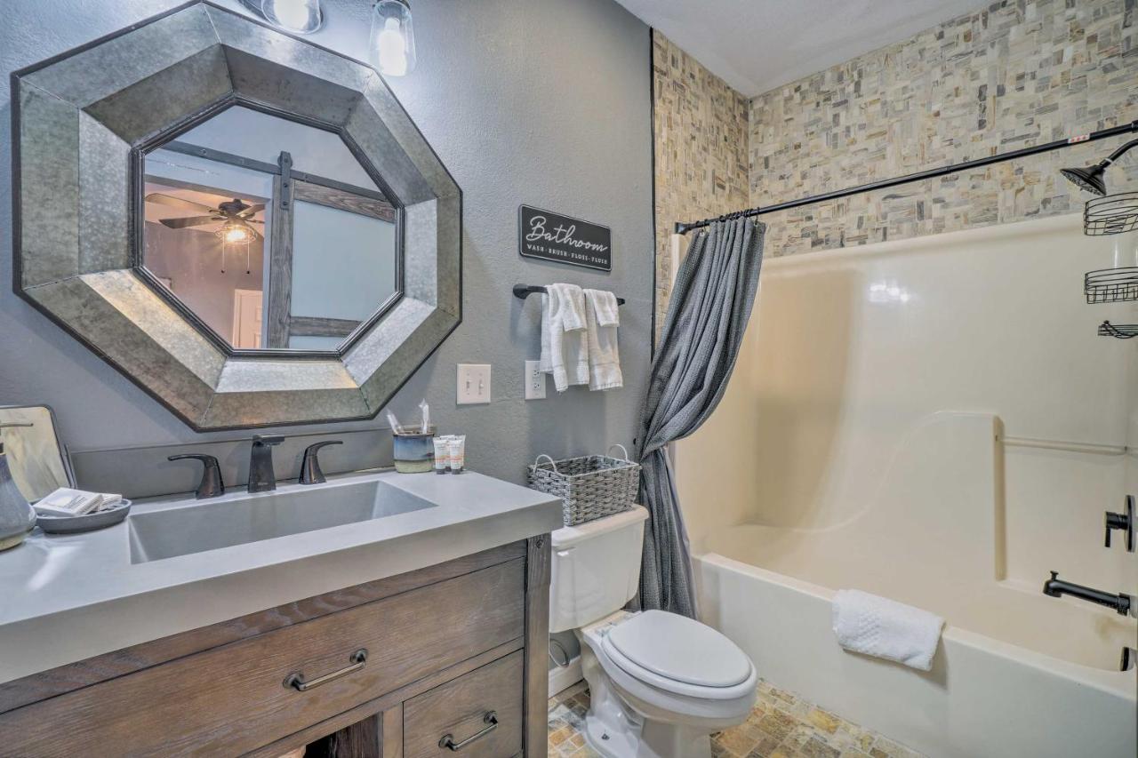 Branson Resort-Style Retreat 4 Mi To Strip Exterior photo